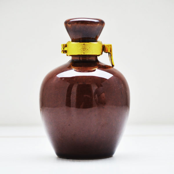 內蒙古二兩陶瓷小酒瓶