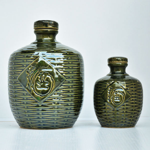 內蒙古高檔西綠釉竹編瓶