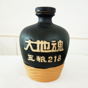 大地魂陶瓷定制酒瓶